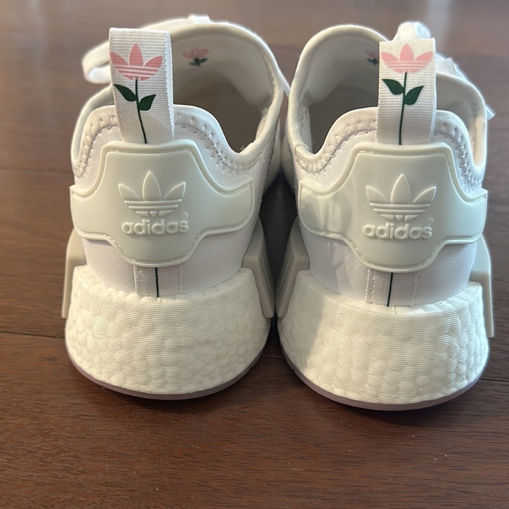 Adidas NMD R1 - Picture 4 of 7